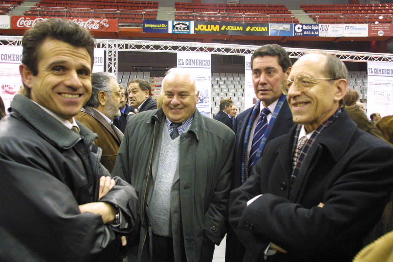 El histórico capellán del Sporting y párroco jubilado de El Coto fallece a los 85 años dejando huérfanos a un equipo, un barrio y una ciudad de su pasión futbolera, fervor religioso e infatigable sorna.