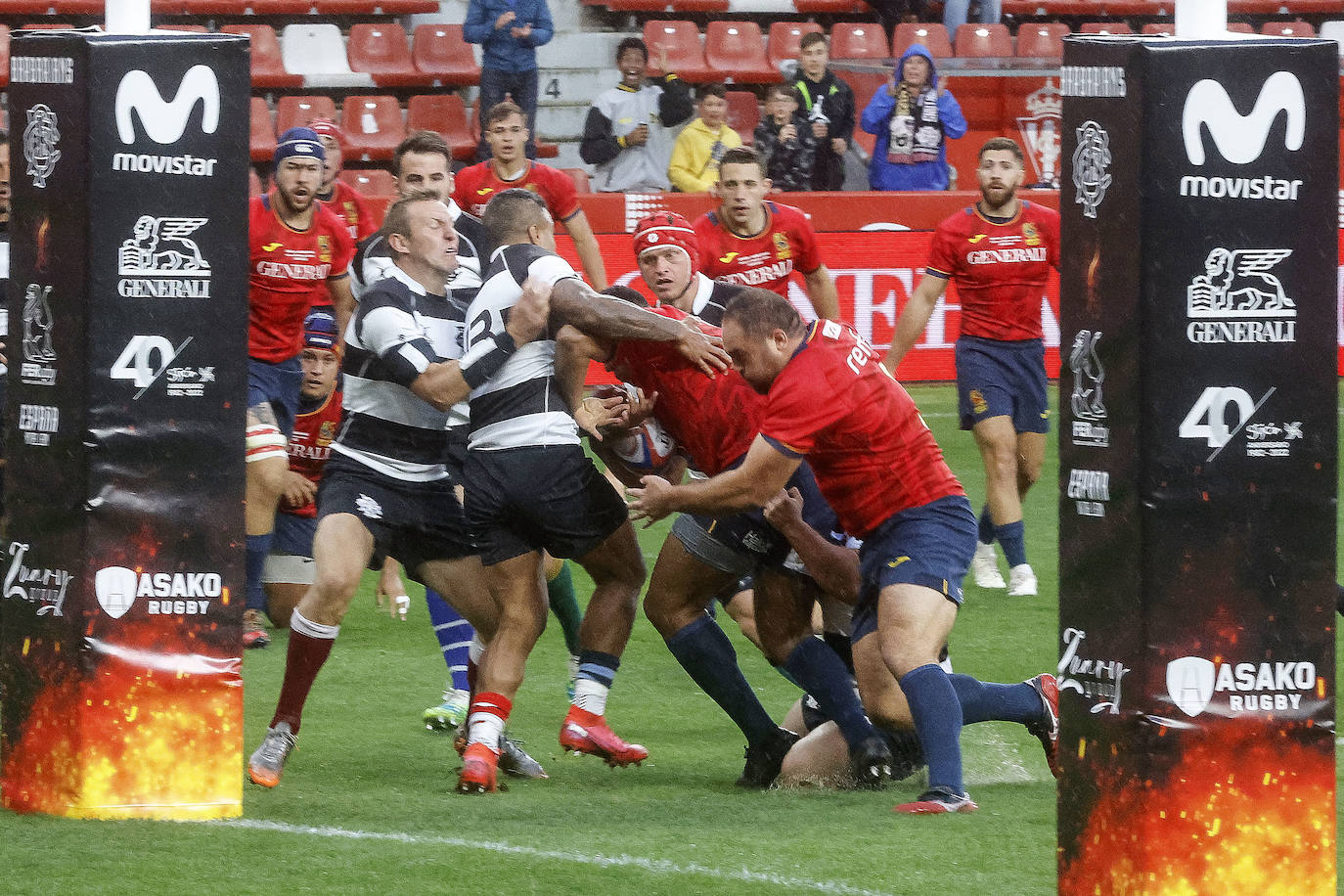 Fotos: Las mejores imágenes del rugby entre Barbarians y España