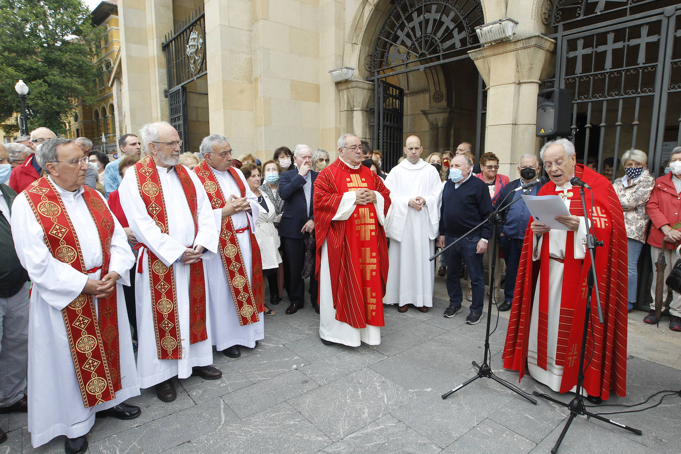 Fotos: Una bendición para «proteger Gijón»