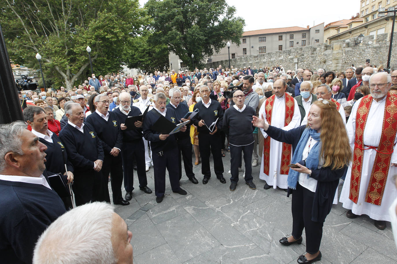 Fotos: Una bendición para «proteger Gijón»