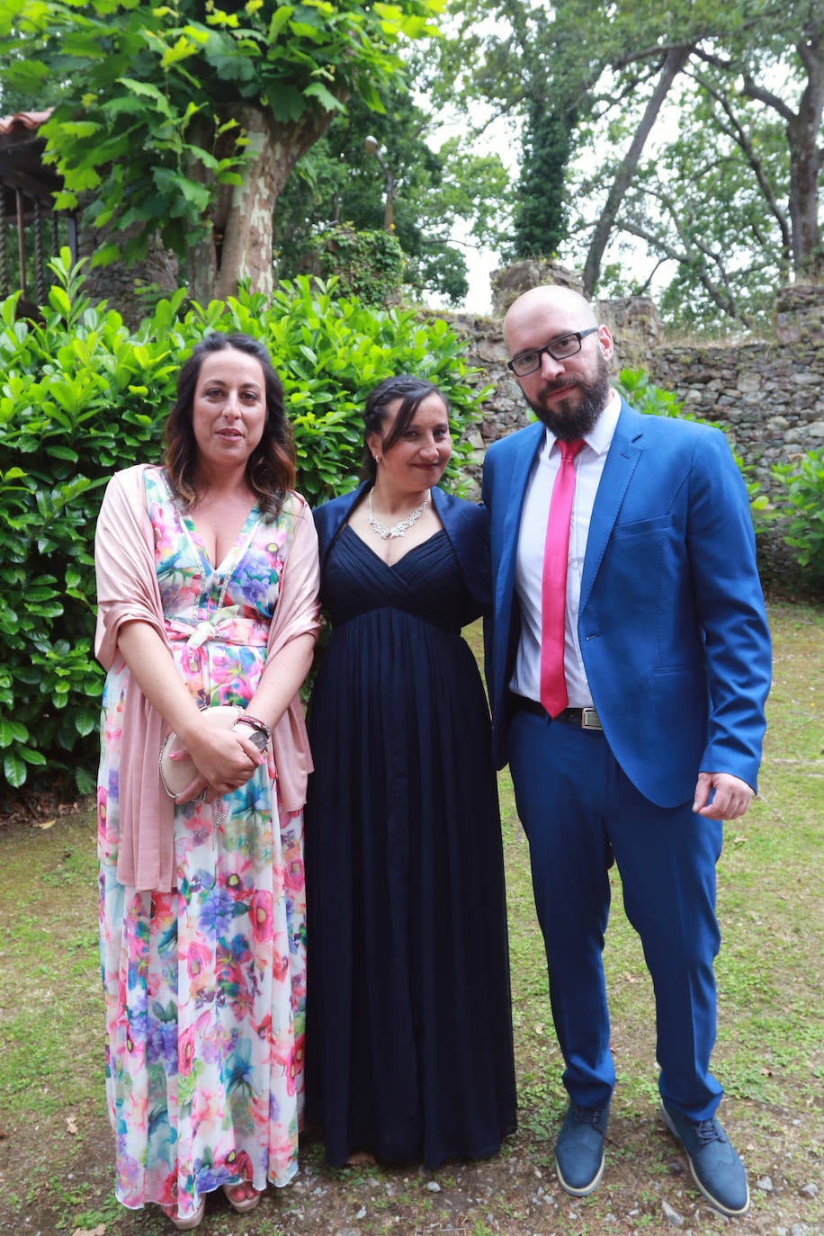 El portavoz y secretario general de Foro en Asturias y la valenciana Silvia Rodríguez se casaron este sábado en el Palacio Conde de Toreno, en Malleza