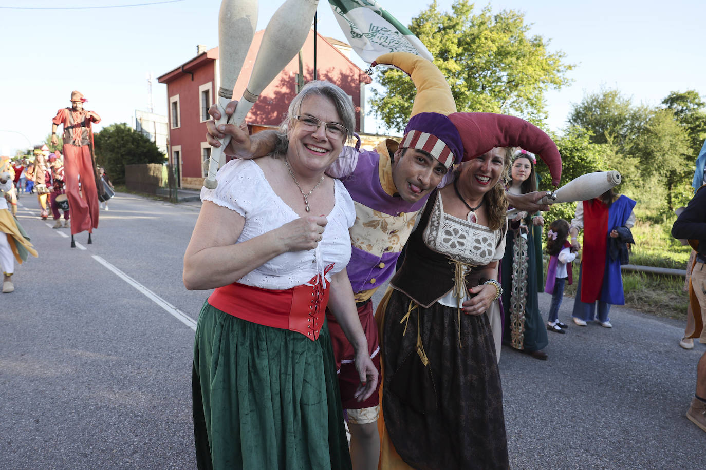 Fotos: Desakato inaugura las fiestas de Exconxuraos: «Asina somos la xente de Llanera»