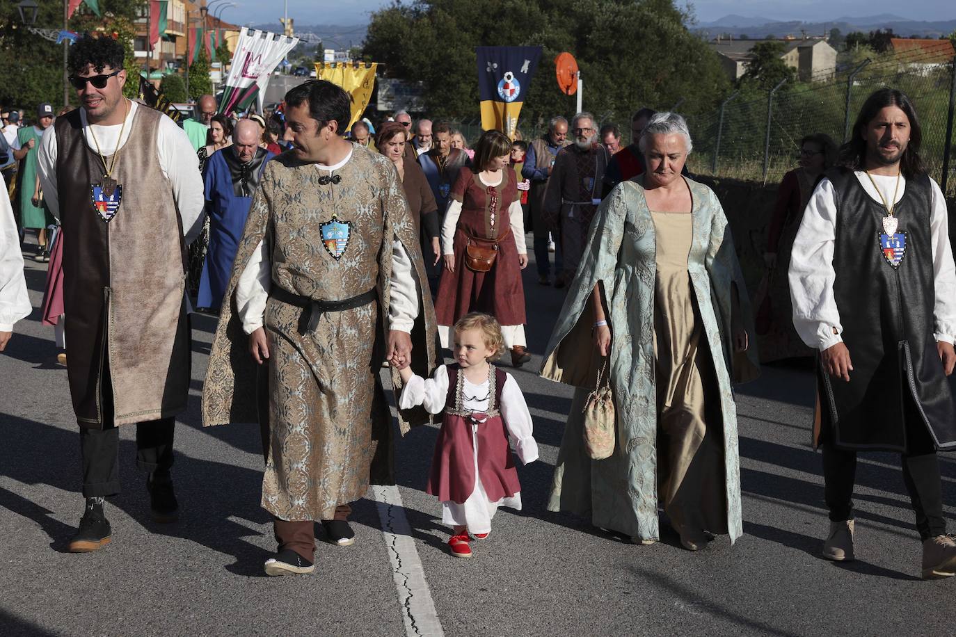 Fotos: Desakato inaugura las fiestas de Exconxuraos: «Asina somos la xente de Llanera»