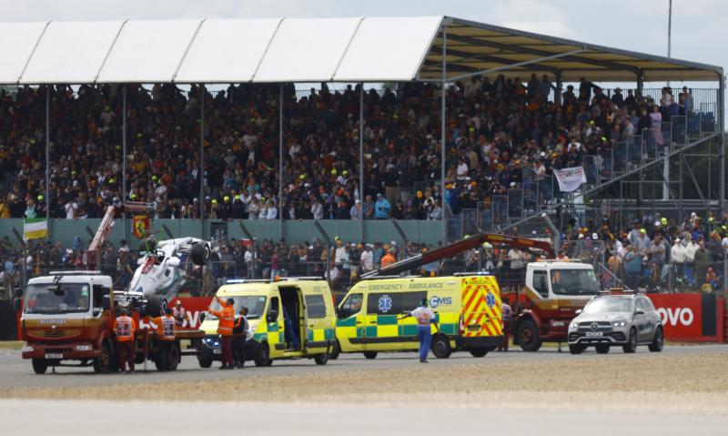 Fotos: Las imágenes del terrible accidente de Zhou en Silverstone