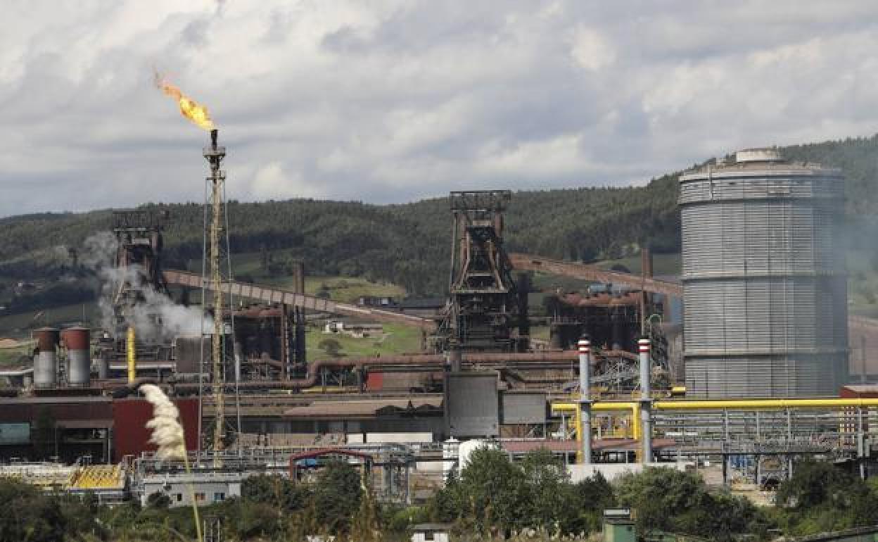 La industria asturiana, récord de facturación con 15.000 trabajadores menos que en 2008