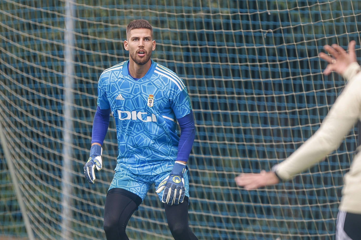 Fotos: El Oviedo de Bolo comienza su andadura