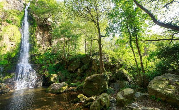 Las cascadas de Oneta en la cuenca del río Navia