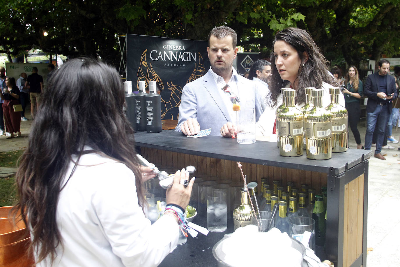 Fotos: Tragos de colores en Gin Planet y fiestas en Las Delicias de Somió