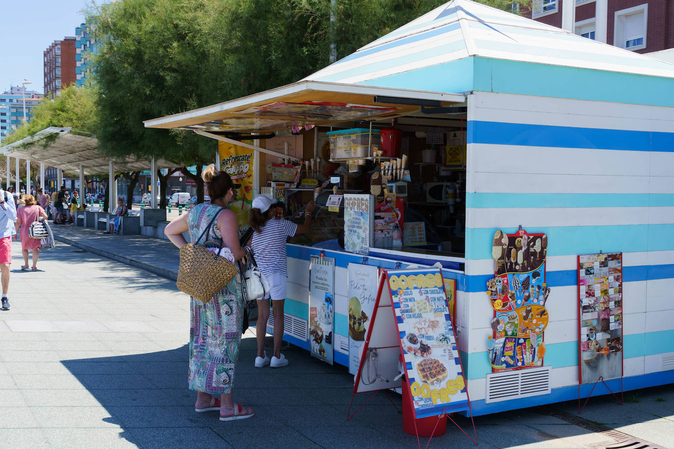 Fotos: Asturias disfruta del verano: playas y piscinas para aliviar el calor