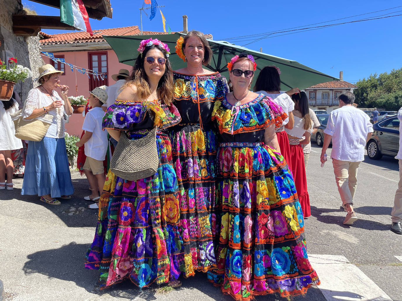 Fotos: El color de México anima la fiesta de los indianos de Colombres