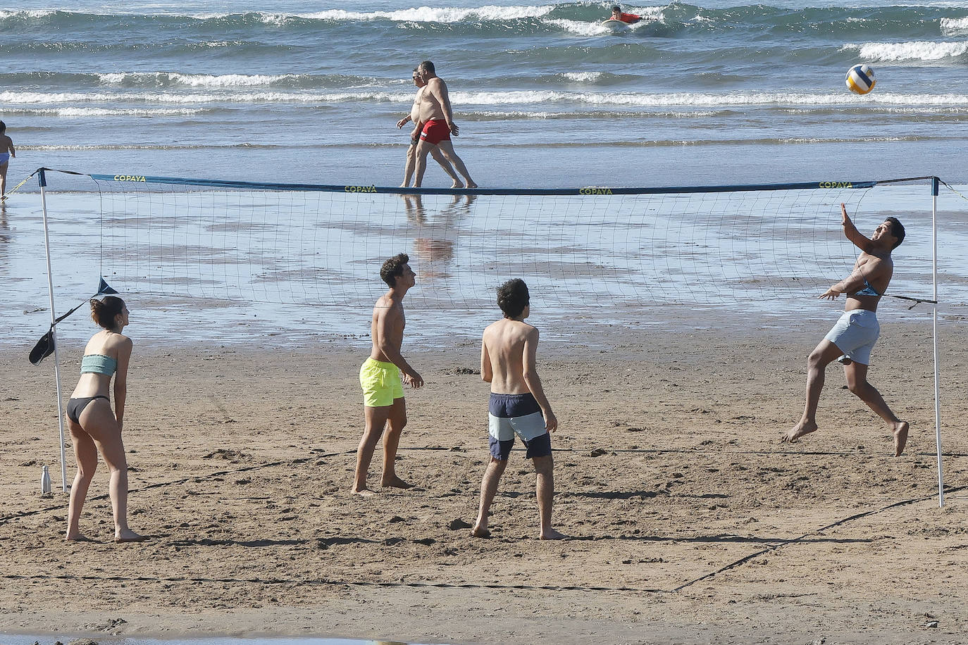 Fotos: Asturias llena las playas