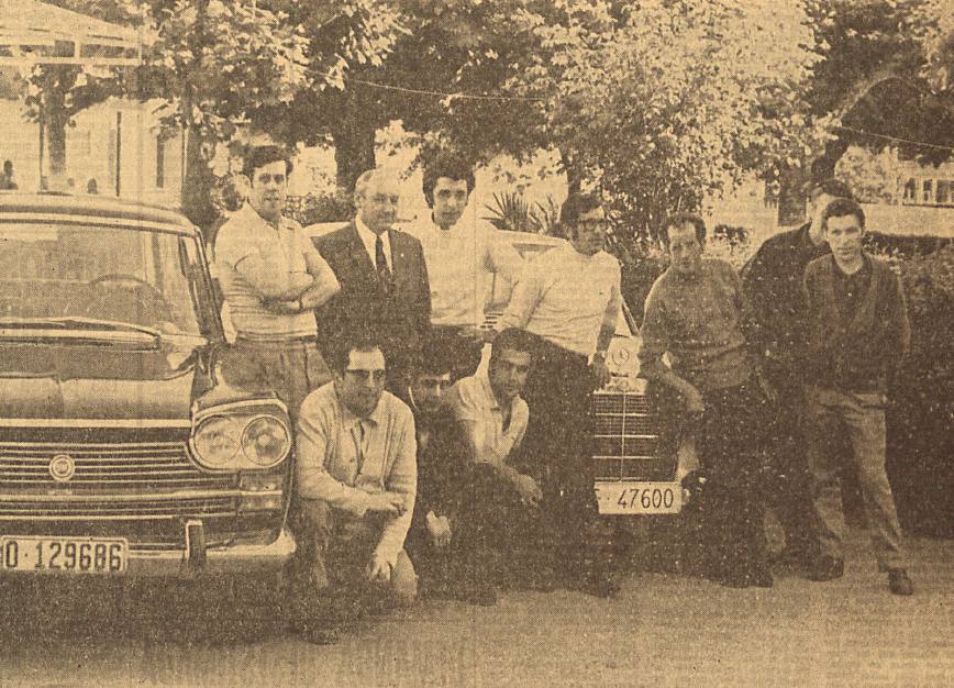 El personal del Parque Gijonés, en 1972.