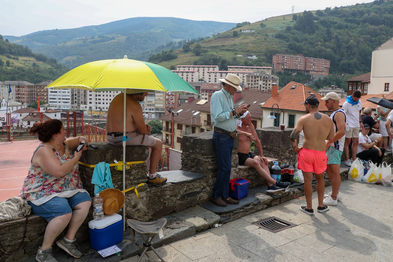 Fotos: A remojo para mitigar el calor en Asturias