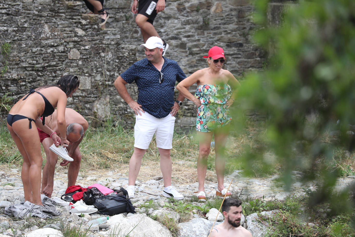 Fotos: A remojo para mitigar el calor en Asturias