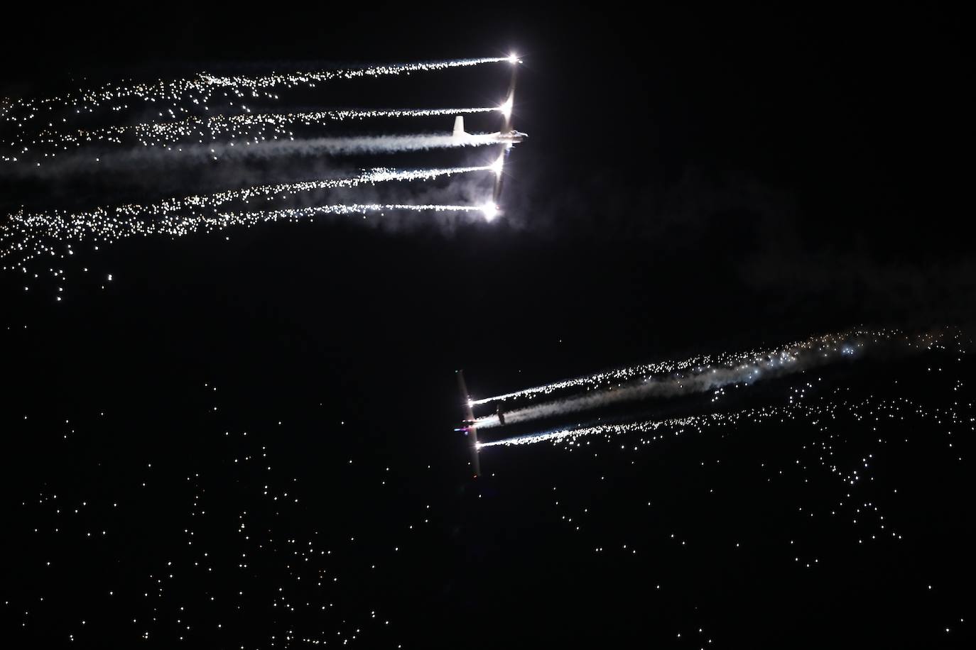 Fotos: Espectacular exhibición del Festival Aéreo de Gijón