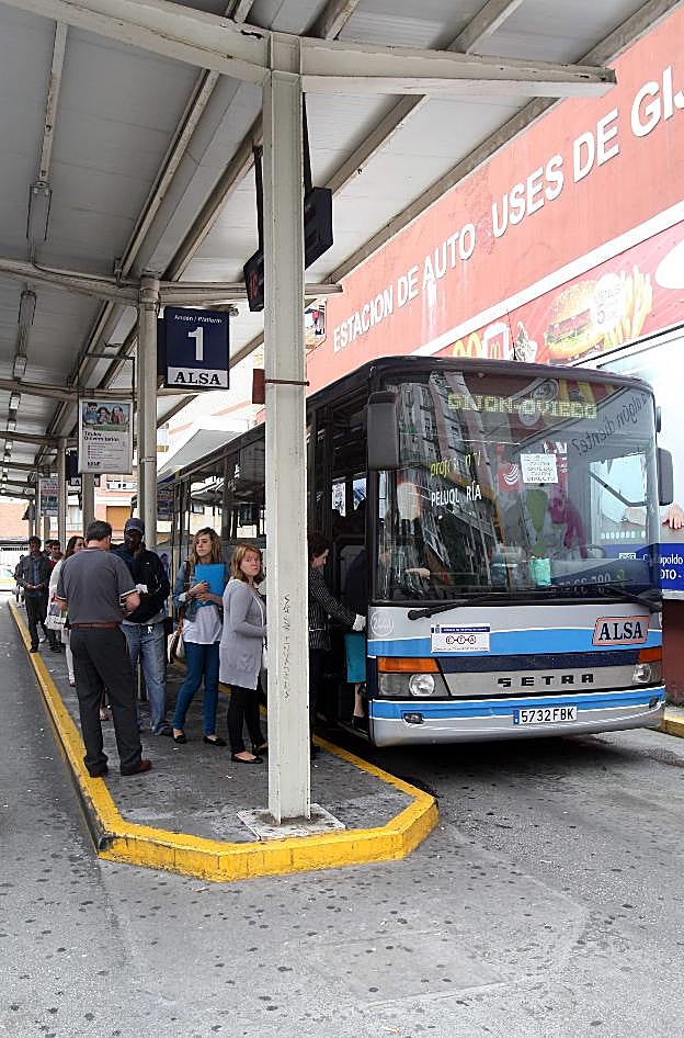 El tiempo medio de parada de EMTUSA en El Humedal es de 33 segundos 