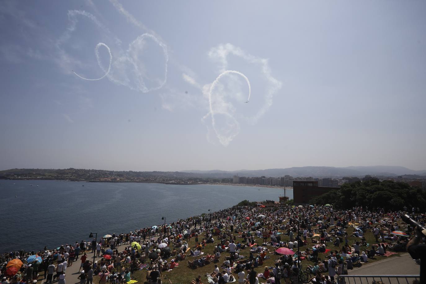 Fotos: Multitudinario y espectacular Festival Aéreo de Gijón
