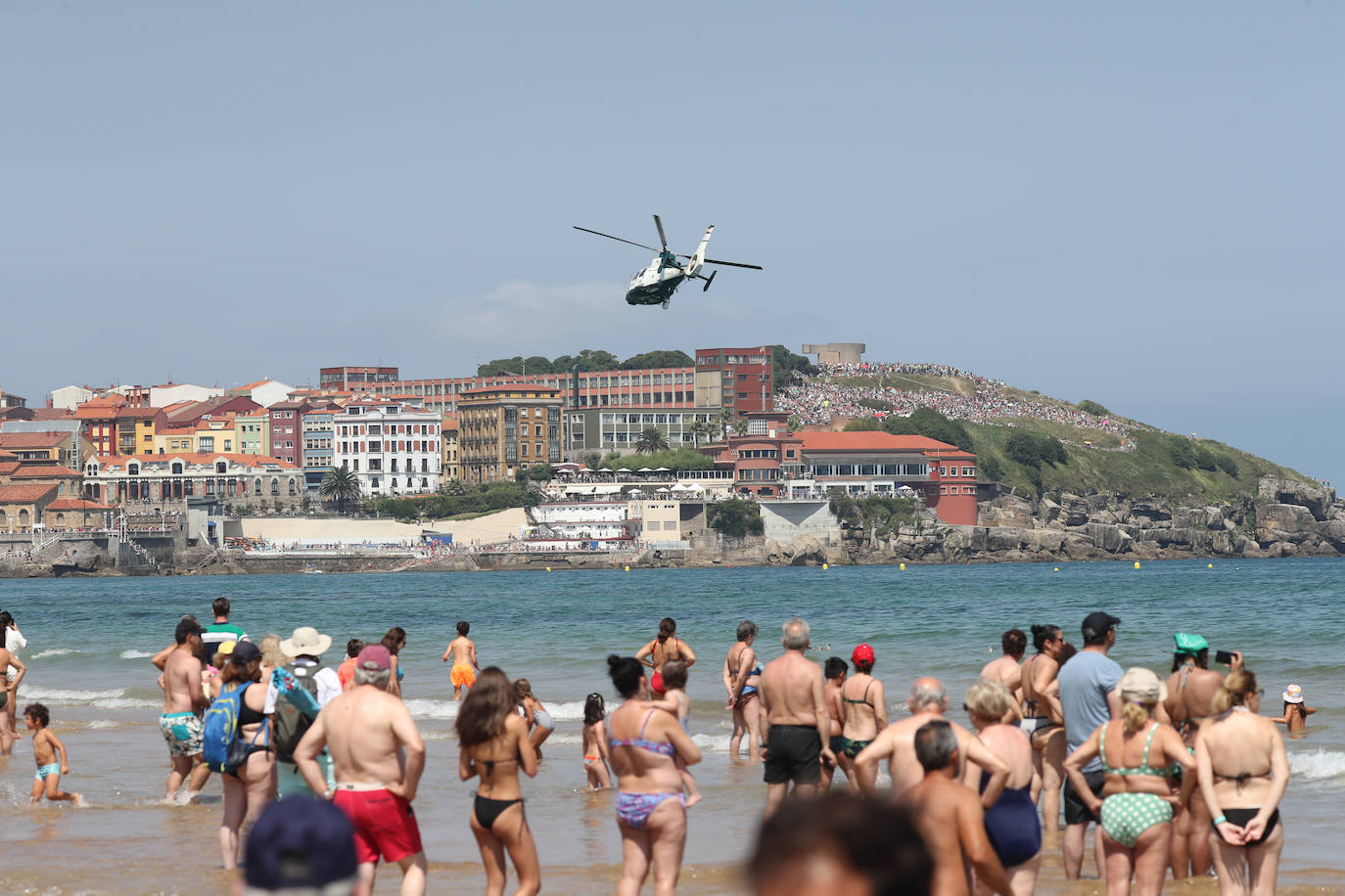 Fotos: Multitudinario y espectacular Festival Aéreo de Gijón