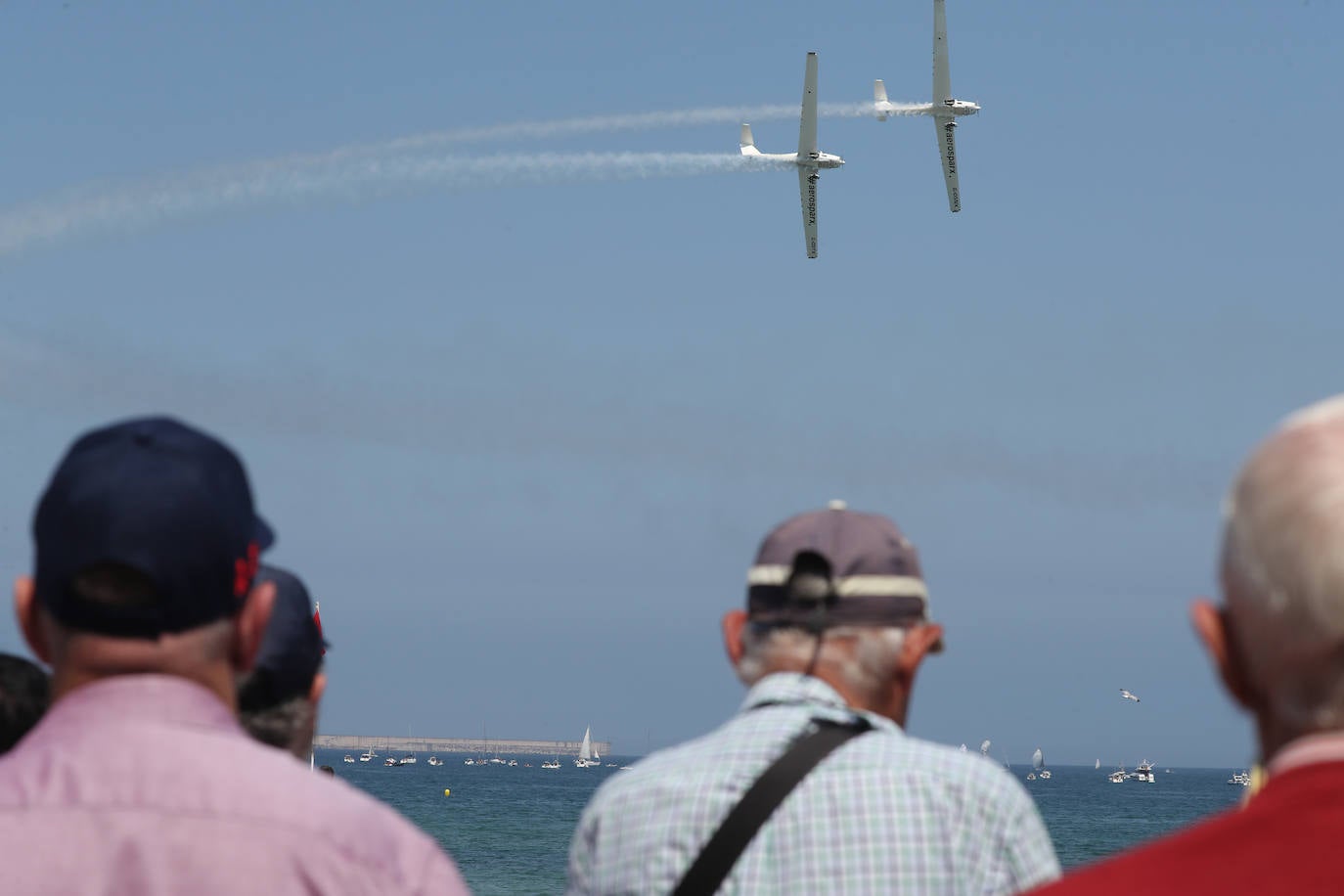 Fotos: Multitudinario y espectacular Festival Aéreo de Gijón