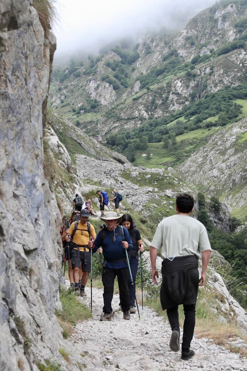 Fotos: Intensa búsqueda de Javier Amigo, el montañero gijonés desaparecido en la canal del Texu