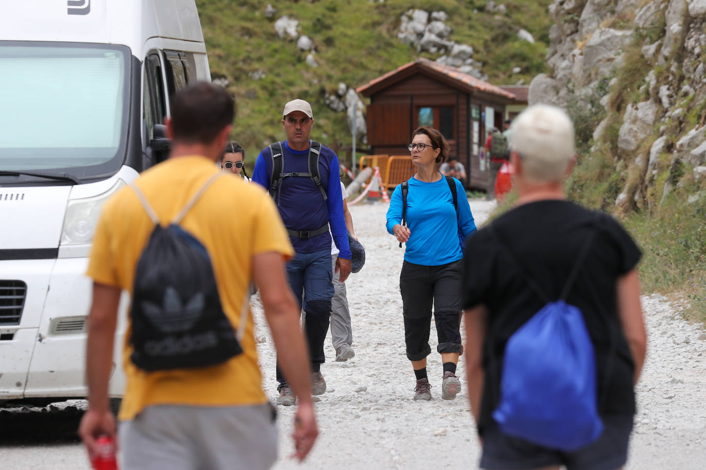Fotos: Intensa búsqueda de Javier Amigo, el montañero gijonés desaparecido en la canal del Texu