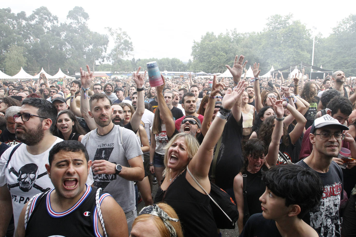 Fotos: Tsunami de punk, rock sol y calor