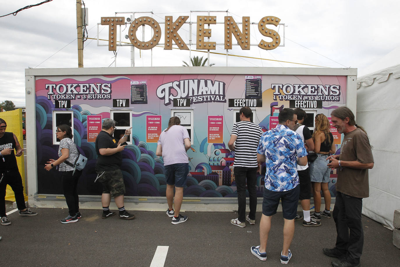 Fotos: Tsunami de punk, rock sol y calor