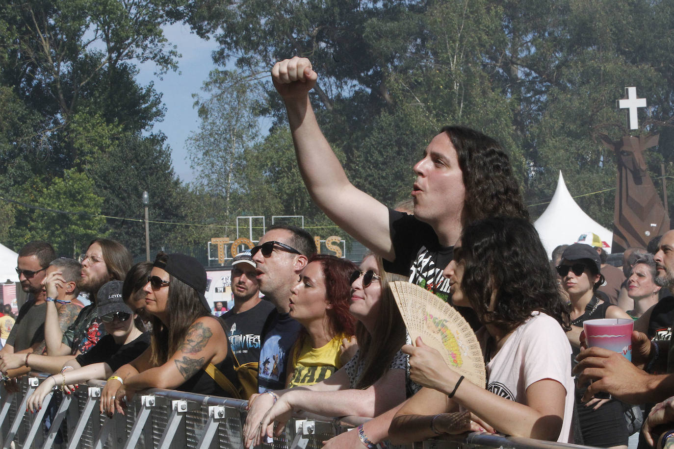 Fotos: Tsunami de punk, rock sol y calor