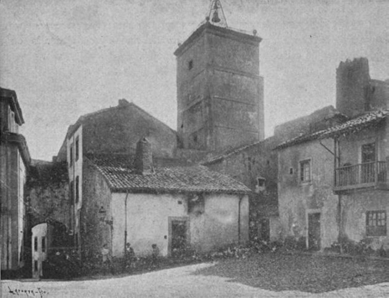 La vieja Torre del Reloj, hace 125 años destinada a cárcel.