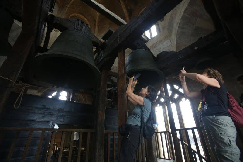 Fotos: La torre de la Catedral de Oviedo abre sus puertas tras su rehabilitación