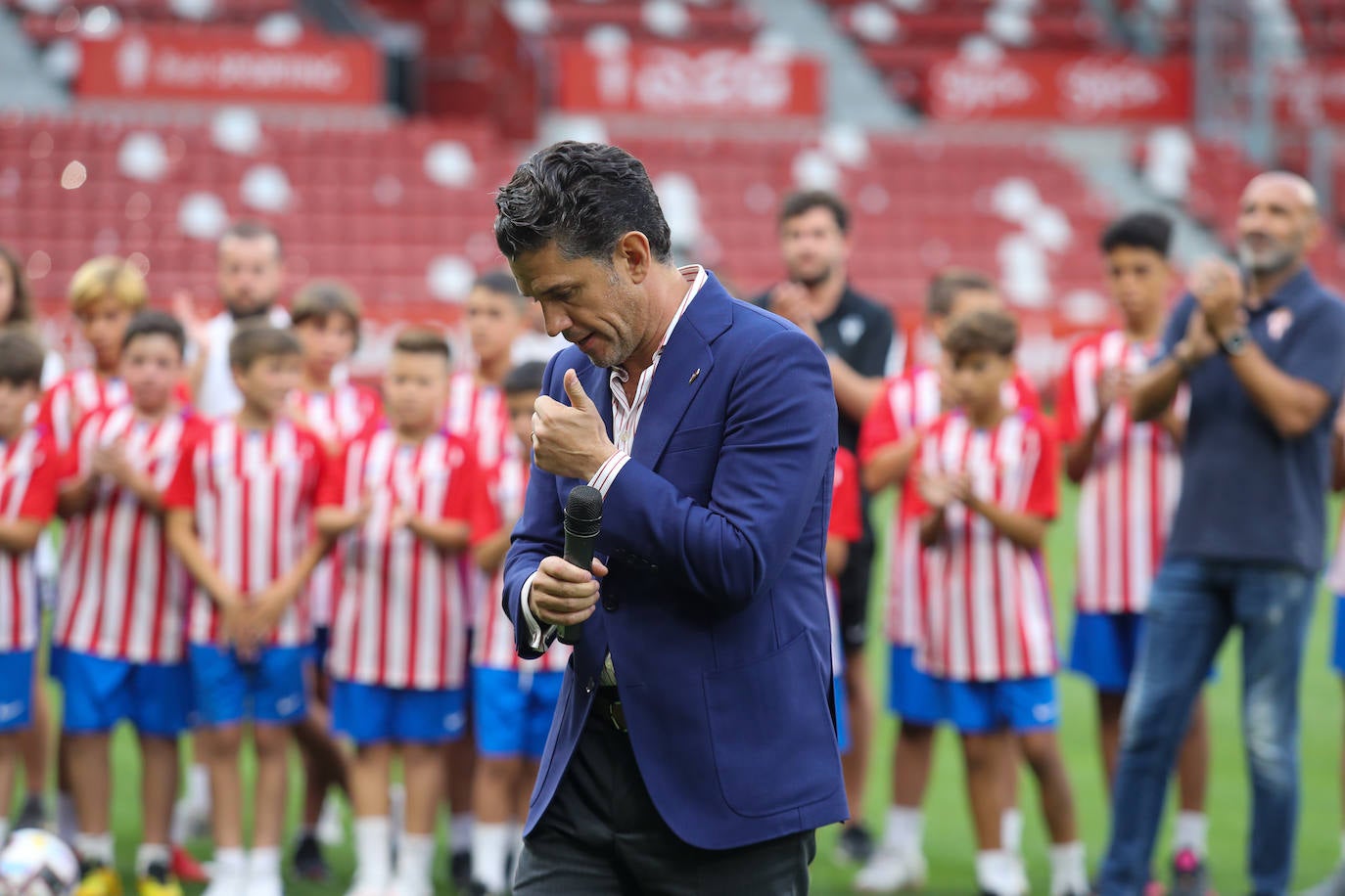 Fotos: Búscate en la presentación de los últimos fichajes del Sporting