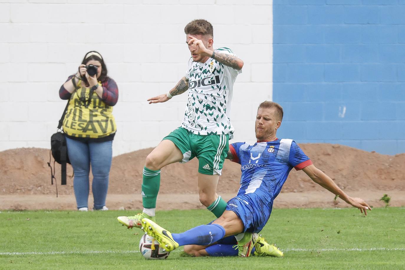 Fotos: Las mejores imágenes del Real Avilés - Real Oviedo