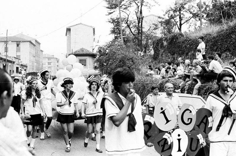 Fotos: Un recorrido visual por la historia del Descenso Folklórico del Nalón