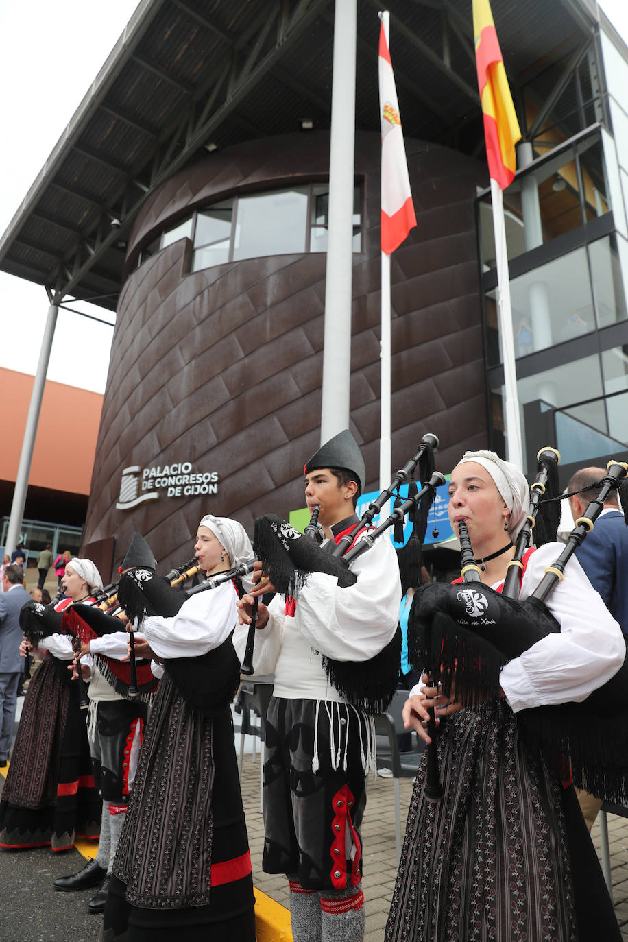 Fotos: Inaugurada una Feria de Muestras que pone «lo mejor de Asturias en el escaparate»