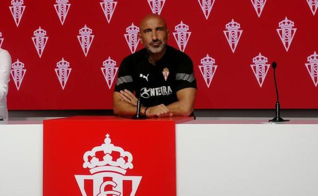 «Espero ver un equipo sólido atrás, que apriete al rival, vertical y que llegue con mucha gente»