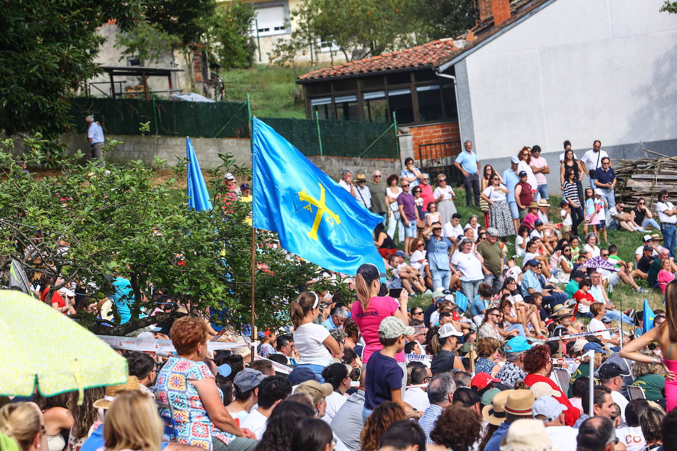 Fotos: Carrozas que sueñan con ser Pueblo Ejemplar de Asturias