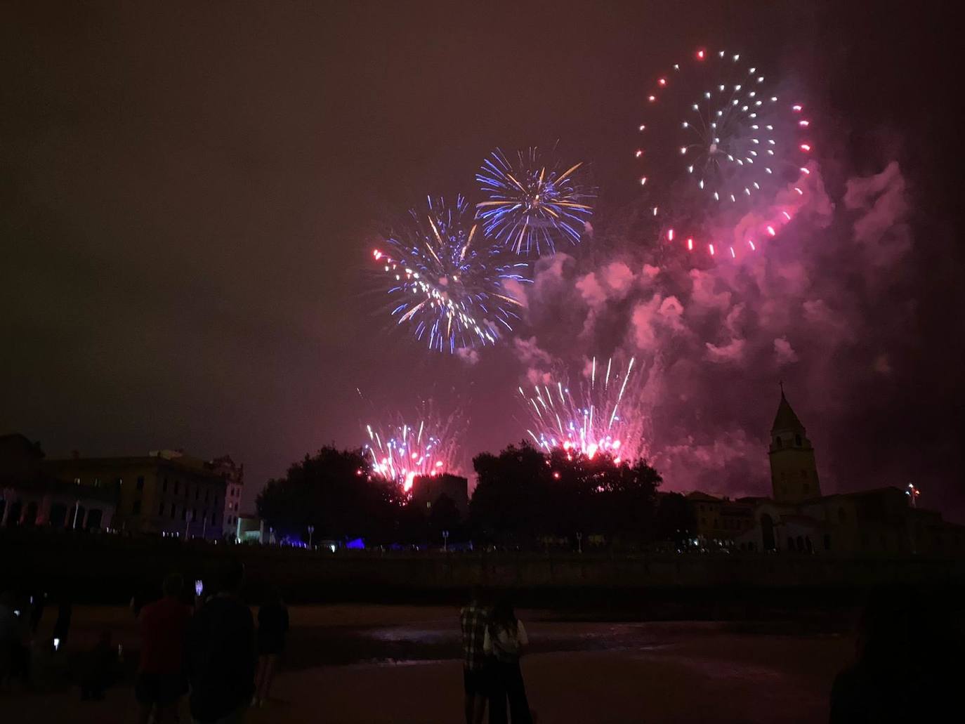 Fotos: Los Fuegos de Gijón