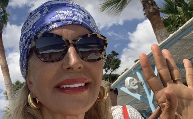 Carmen Lomana niega su supuesto escándalo en Marbella: «¡Qué vergüenza!»