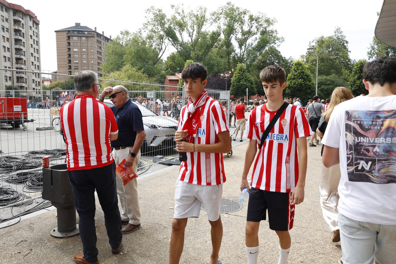 Fotos: ¿Estuviste en el Sporting - Andorra? ¡Búscate!