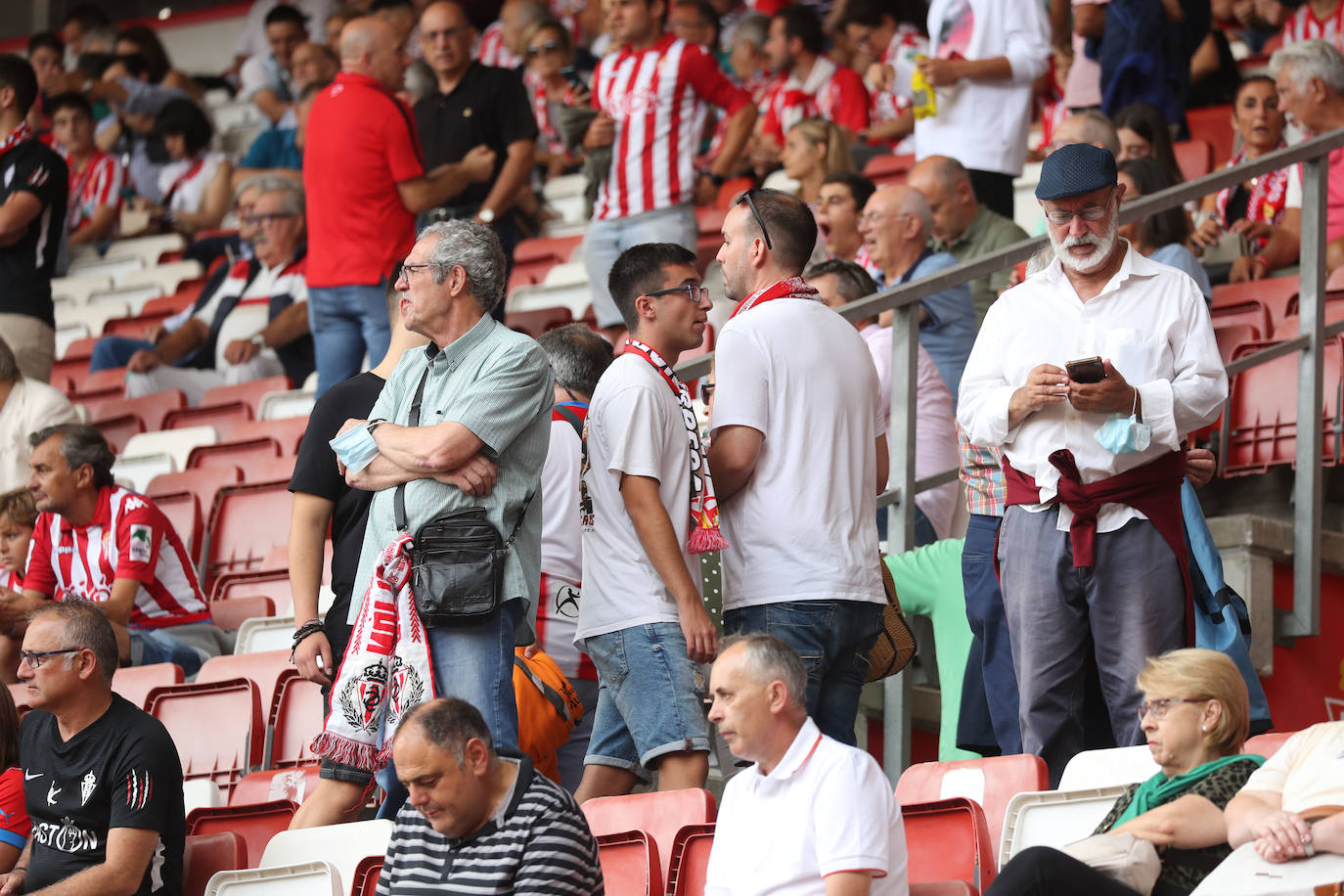 Fotos: ¿Estuviste en el Sporting - Andorra? ¡Búscate!