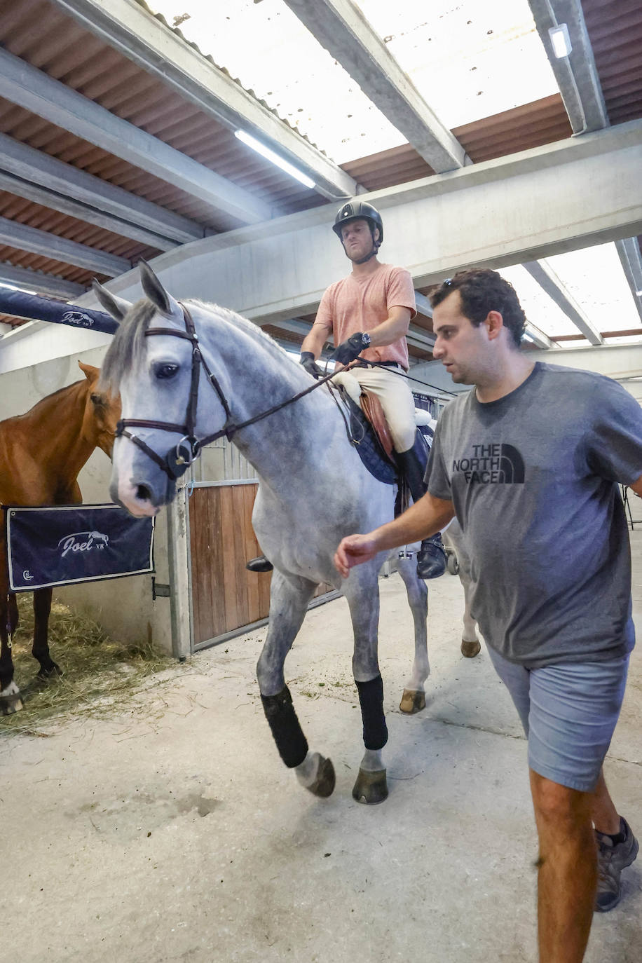 Fotos: Las Mestas, listas para acoger el Hípico