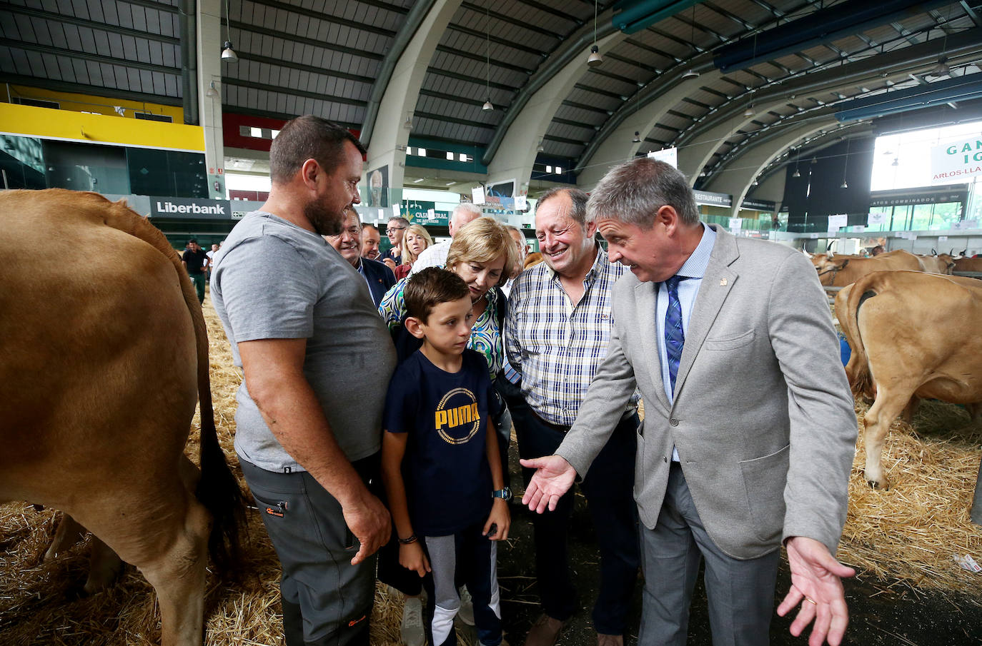 Fotos: Mercado de ganado en Avilés