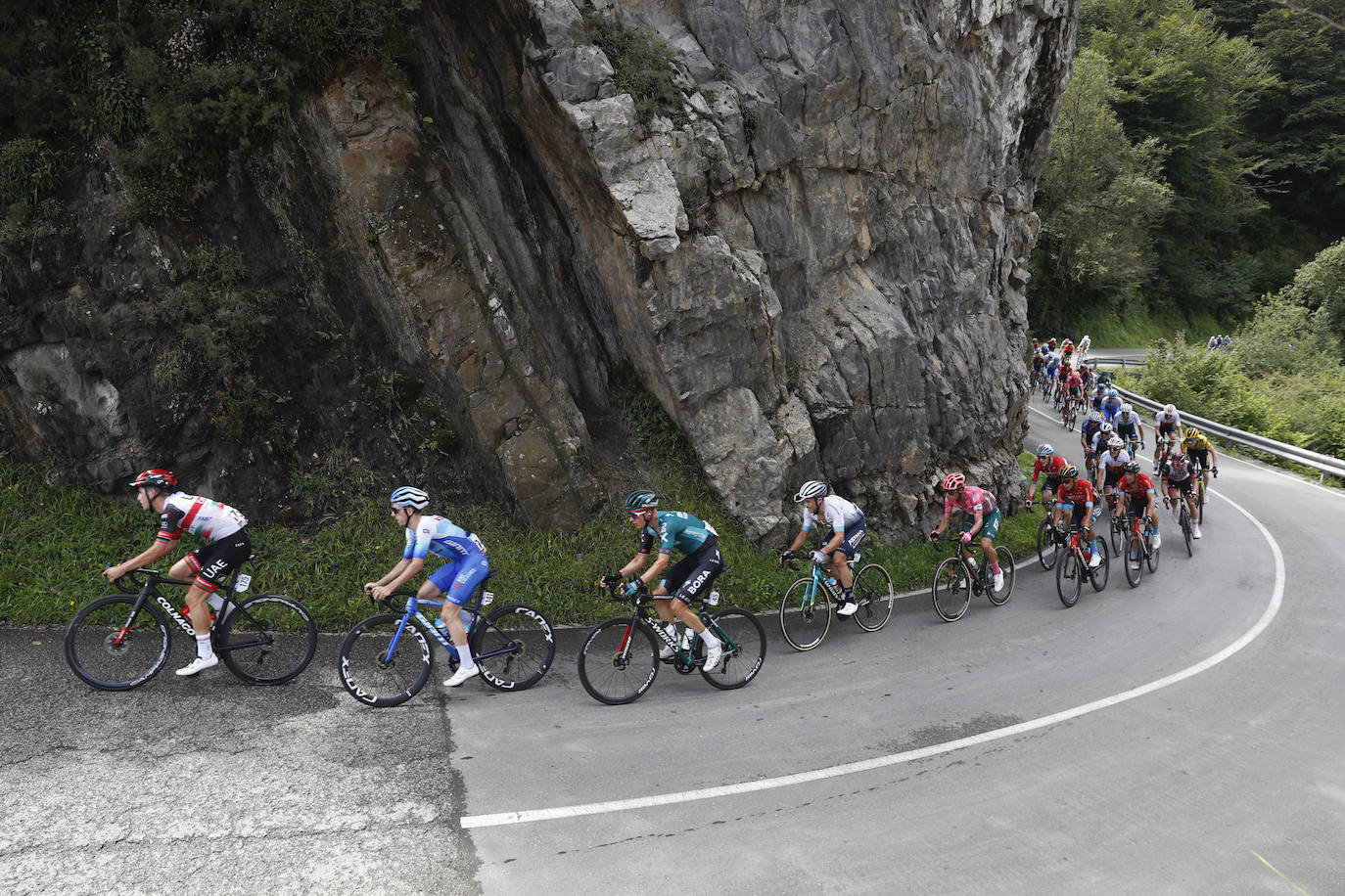 Fotos: La Vuelta a España recorre Asturias