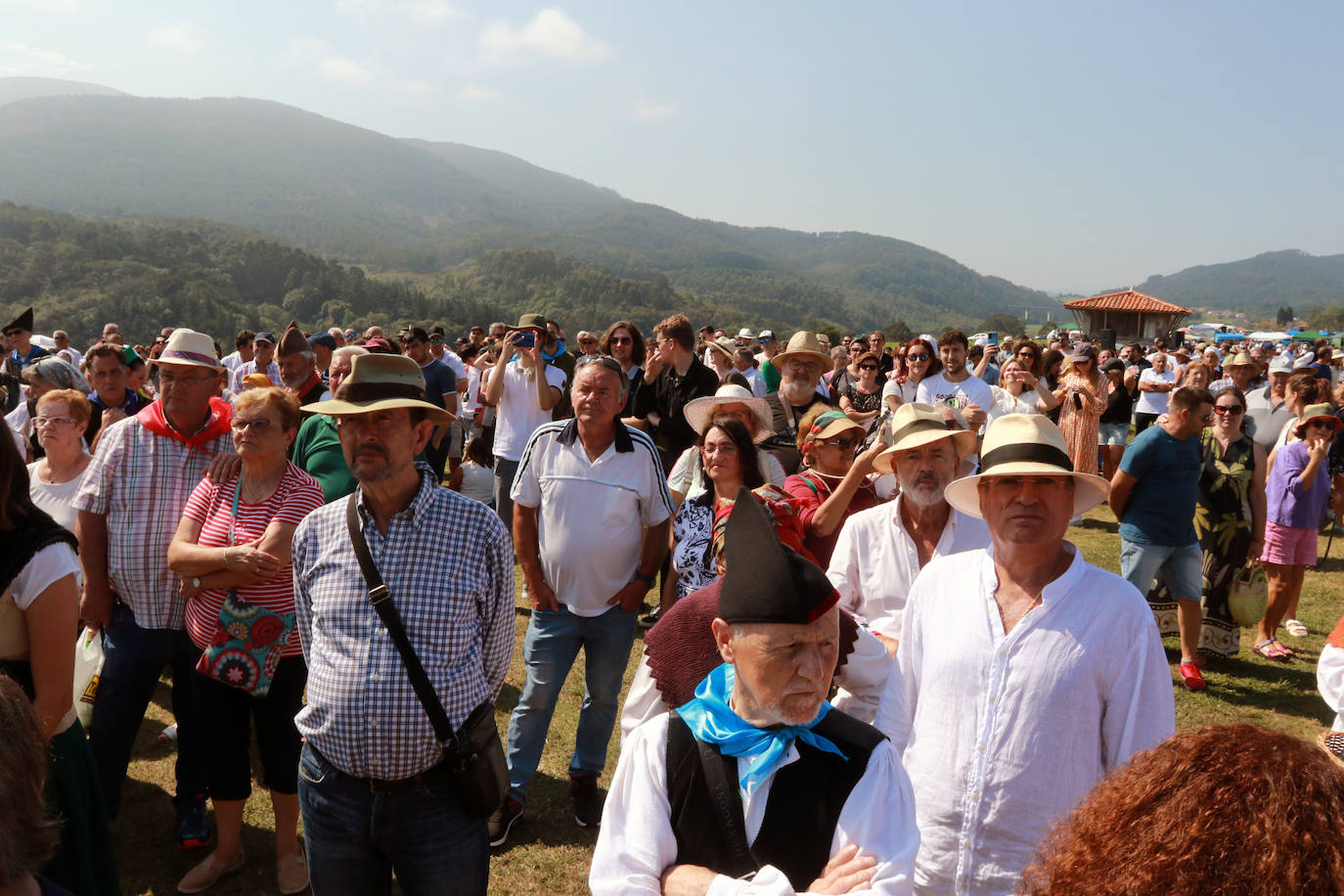 Fotos: Gran broche para las grandes fiestas de Asturias