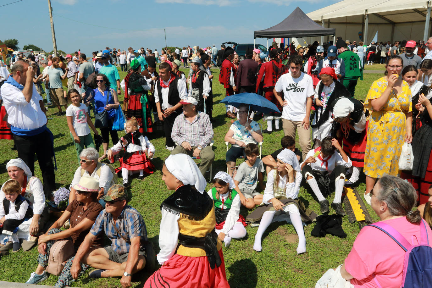 Fotos: Gran broche para las grandes fiestas de Asturias