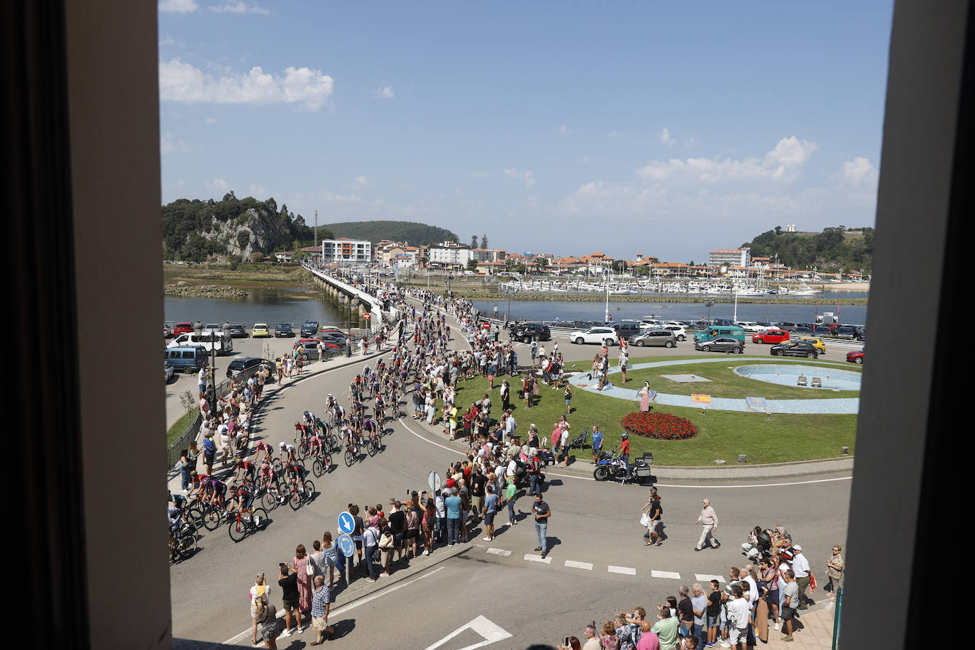 Fotos: Gran expectación en la última etapa asturiana de La Vuelta a España