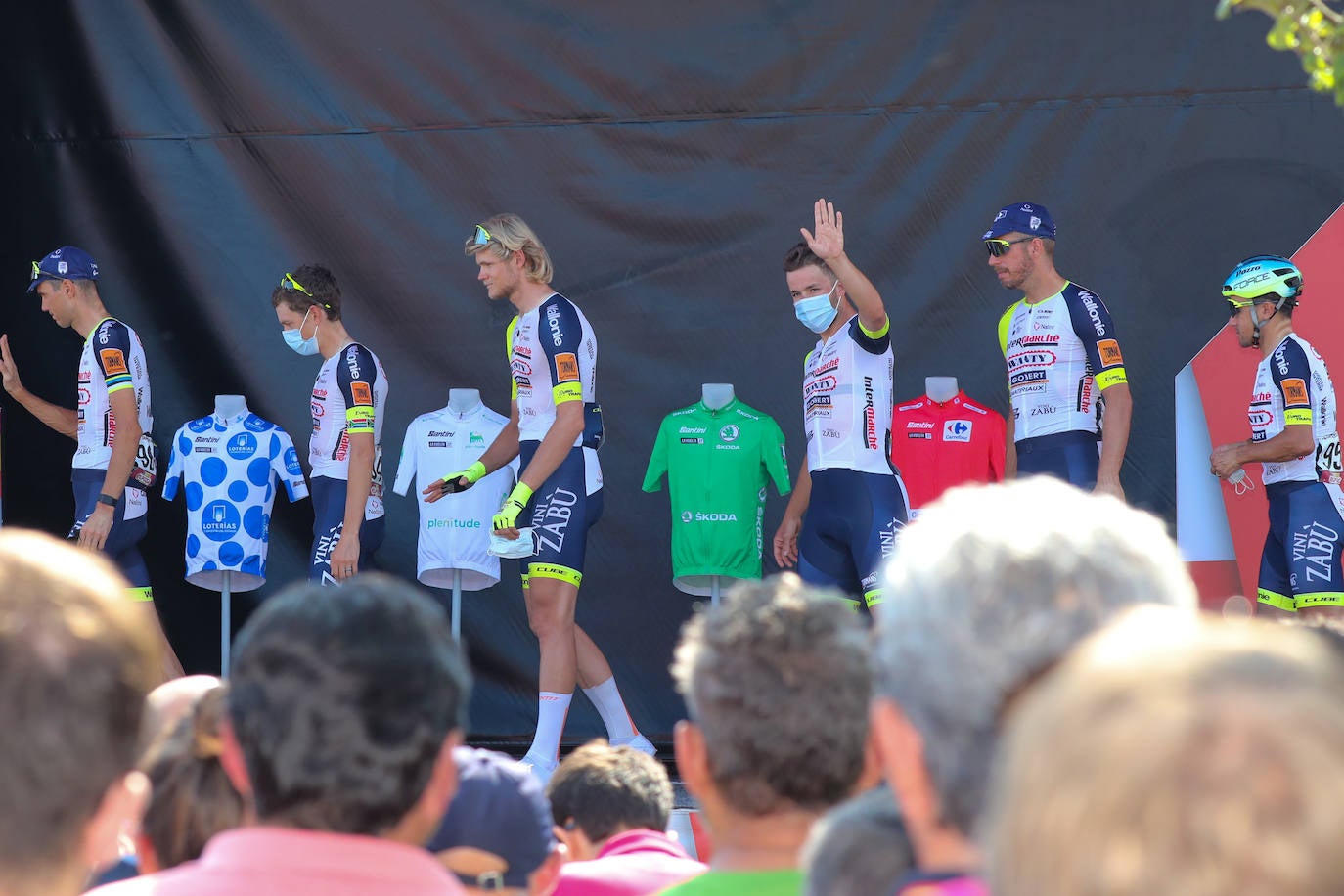 Fotos: Gran expectación en la última etapa asturiana de La Vuelta a España