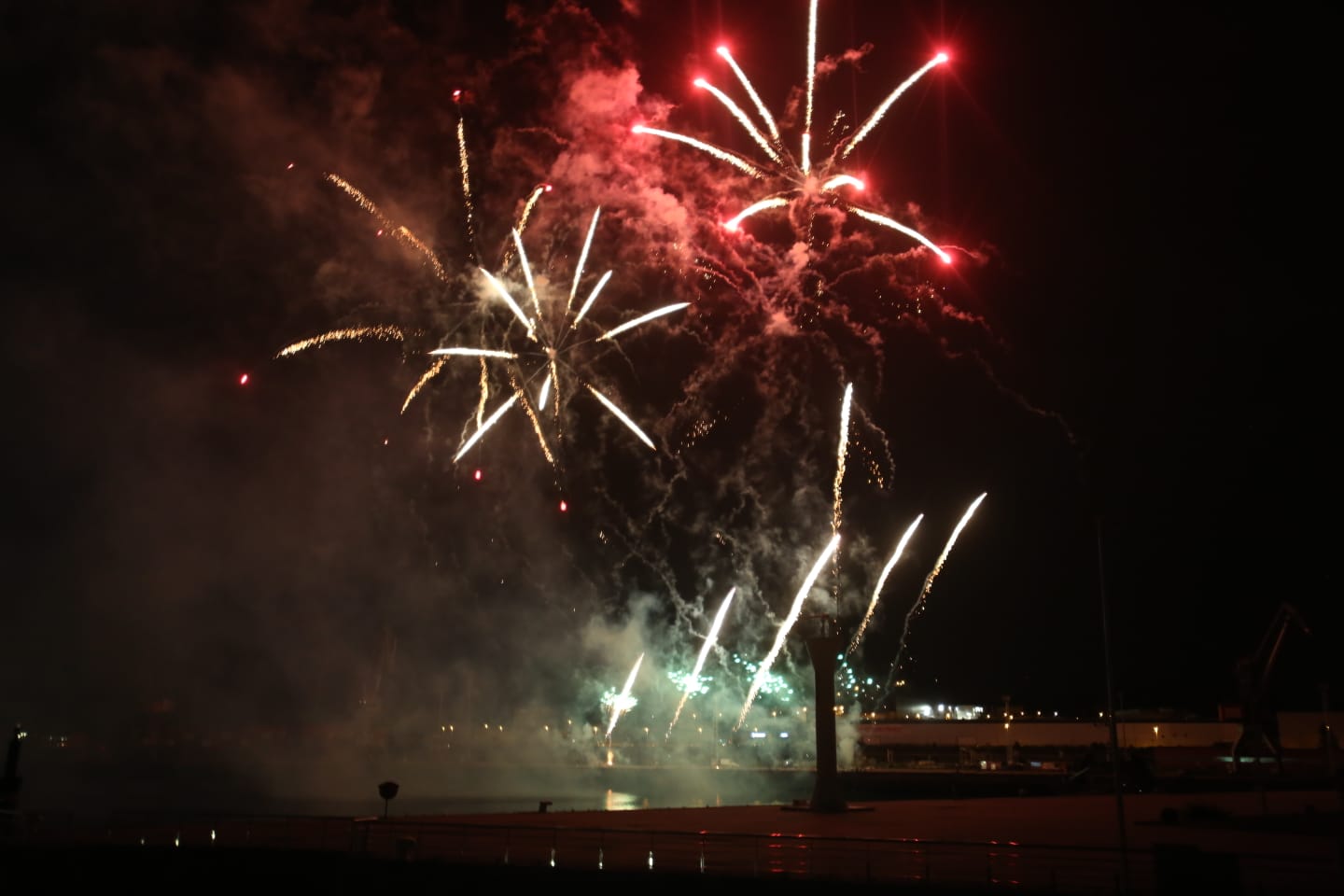 Fotos: 350 kilos de pólvora para San Agustín