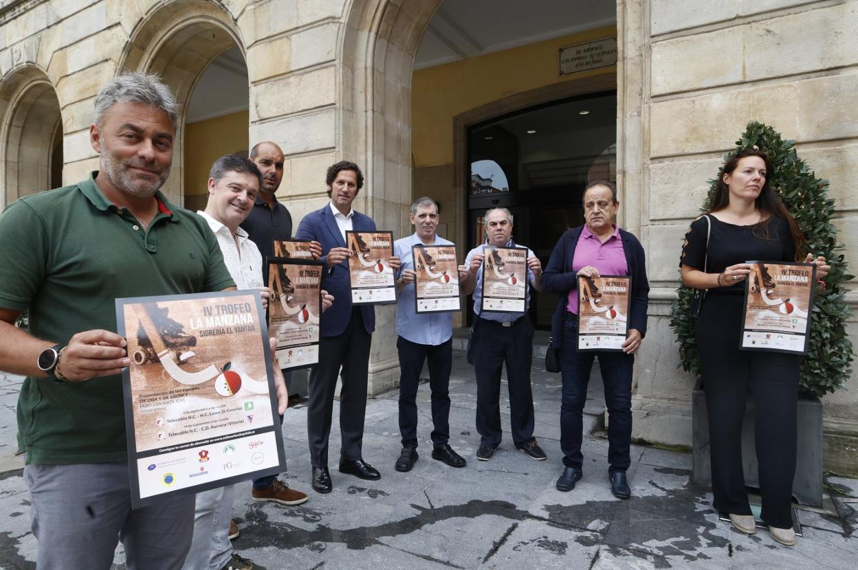 La presentación del torneo tuvo lugar en el Ayuntamiento gijonés. 