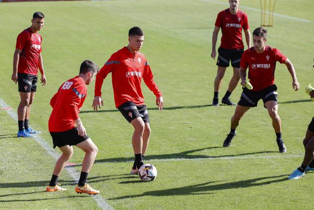 Fotos: Entrenamiento del Sporting (02-09-2022)